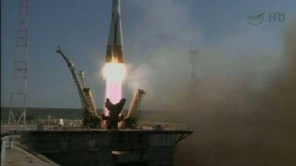 Video: Soyuz launches to space station