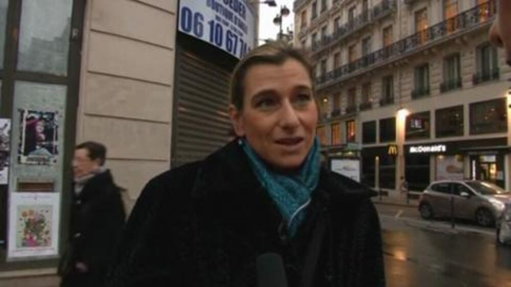 Video: Parisians dismiss report that Hollande is having an affair