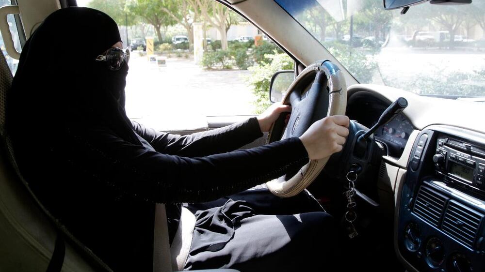 Saudi Arabia to lift ban on women drivers