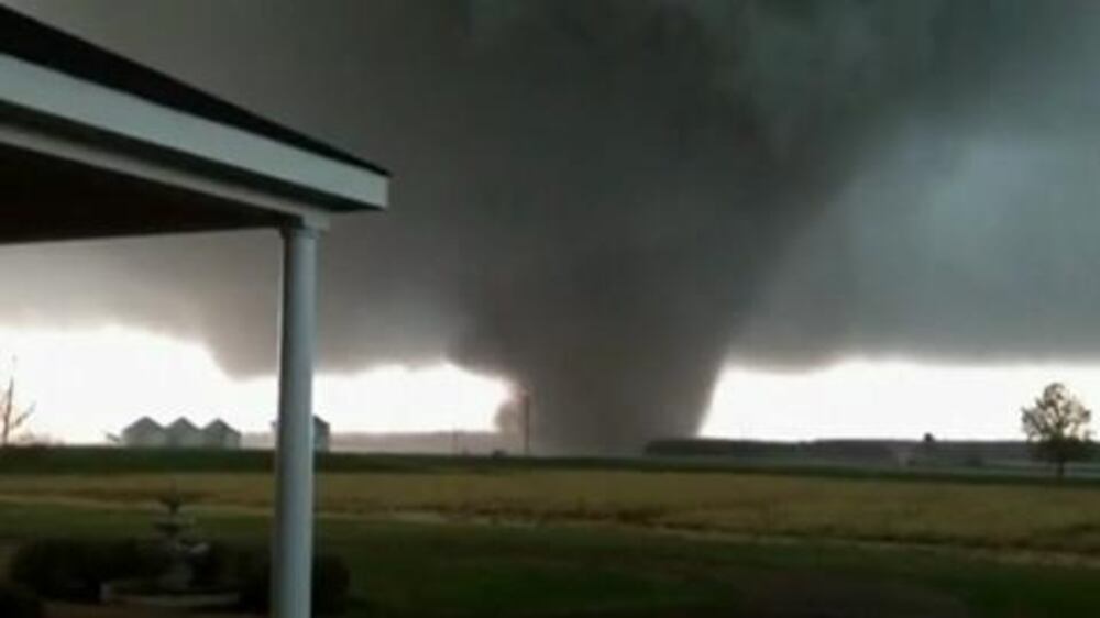 Video:  Amateur video captures massive tornado in US south