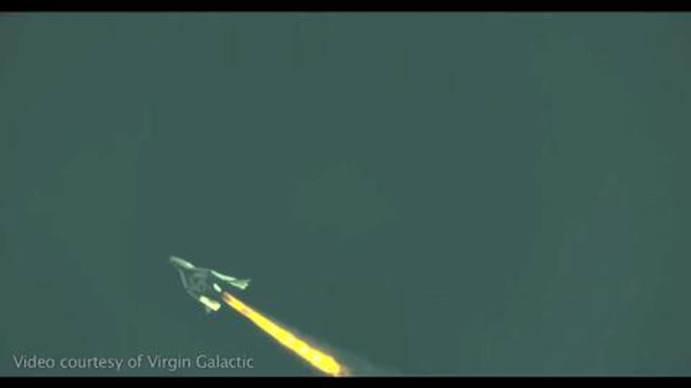 Video: Virgin Galactic first test flight