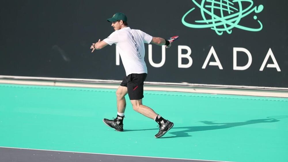 Andy Murray practices at Zayed Sports City in Abu Dhabi