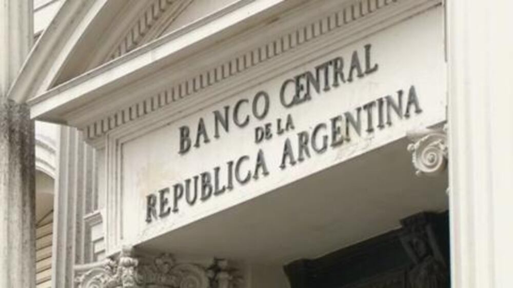 Video: Argentina's economy minister says the nation's being pushed to default