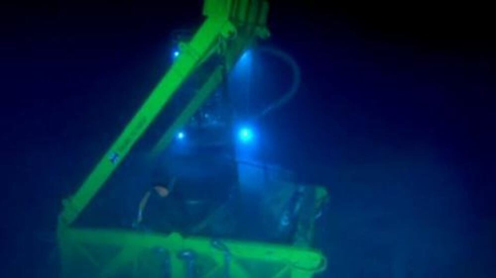 Video: Amazon's Bezos finds Apollo rocket engines on ocean floor