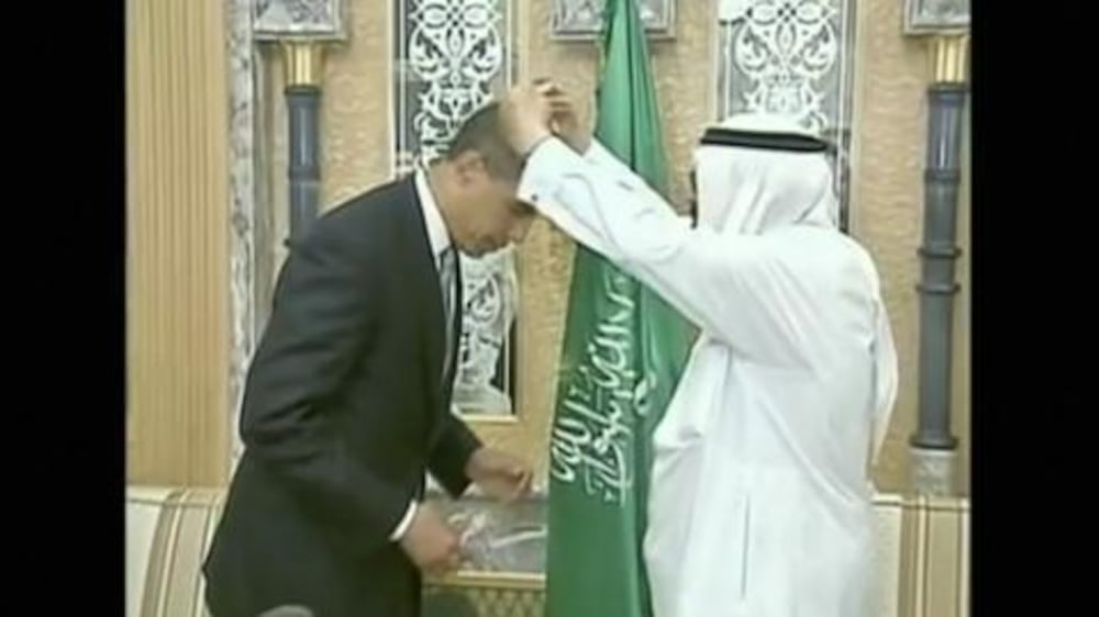 Saudi King Abdullah dies, new ruler is Salman -State TV - video