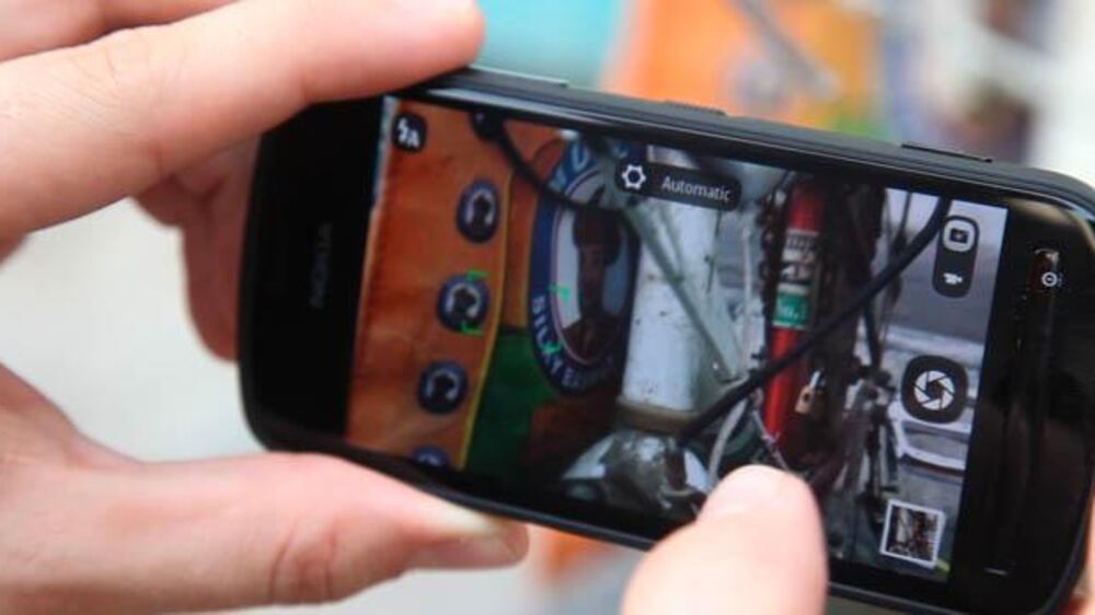 Video: Review of the Nokia 808 PureView