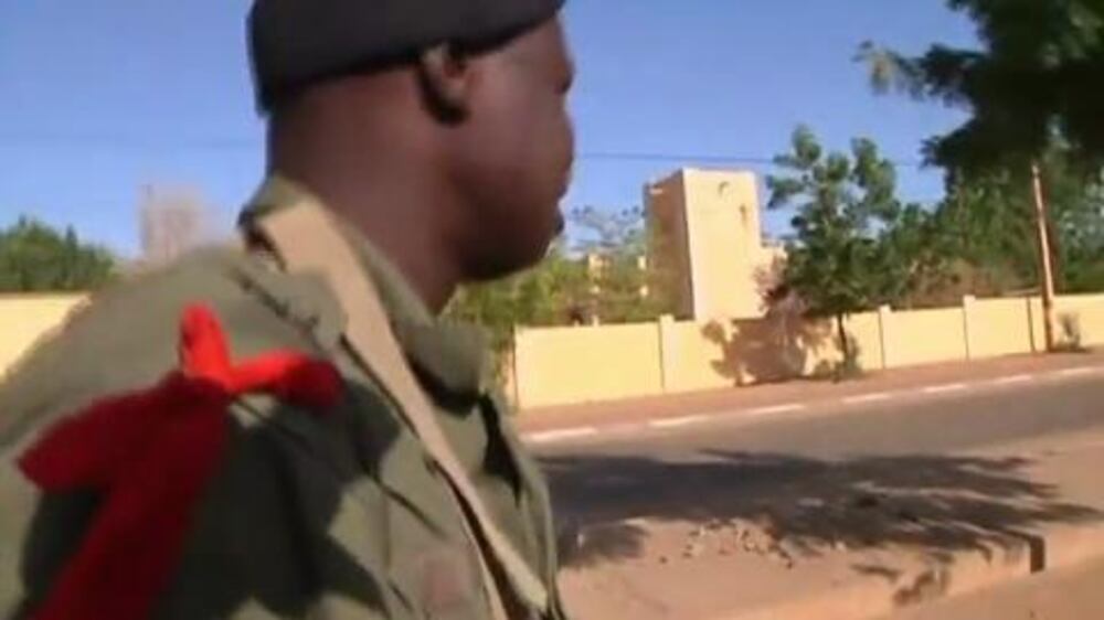 Video: Malian forces battle suspected Islamists holed up in Gao