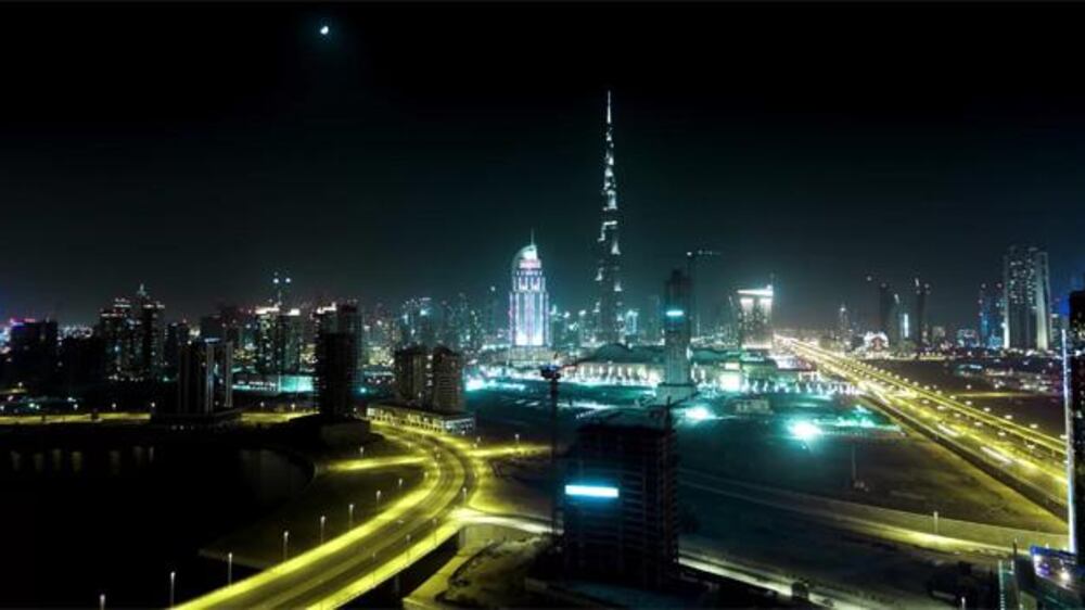 Video: Dubai in 20,000 photographs