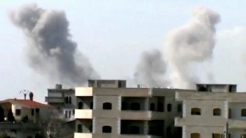 Video: Amateur footage captures rebels targeting Syrian tanks and planes