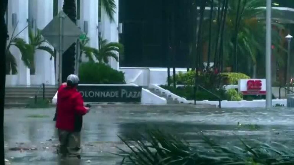 Irma unleashes full fury on Florida's Gulf Coast