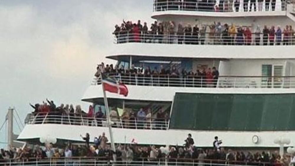 Video: Titanic memorial cruise sets sail