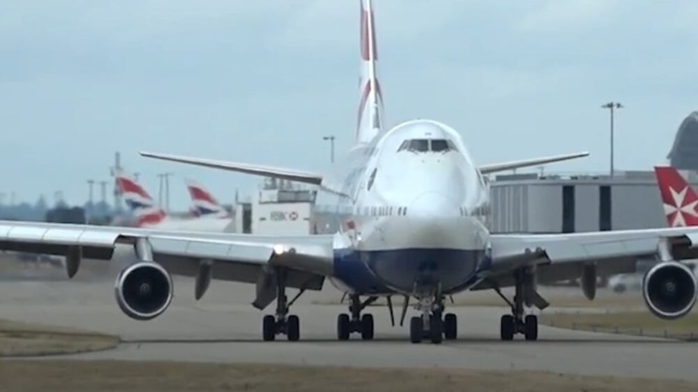 British Airways Boeing 747 departs London Heathrow on its final flight