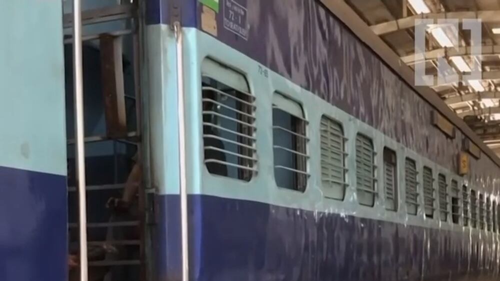 Covid-19: India railway carriages become isolation wards