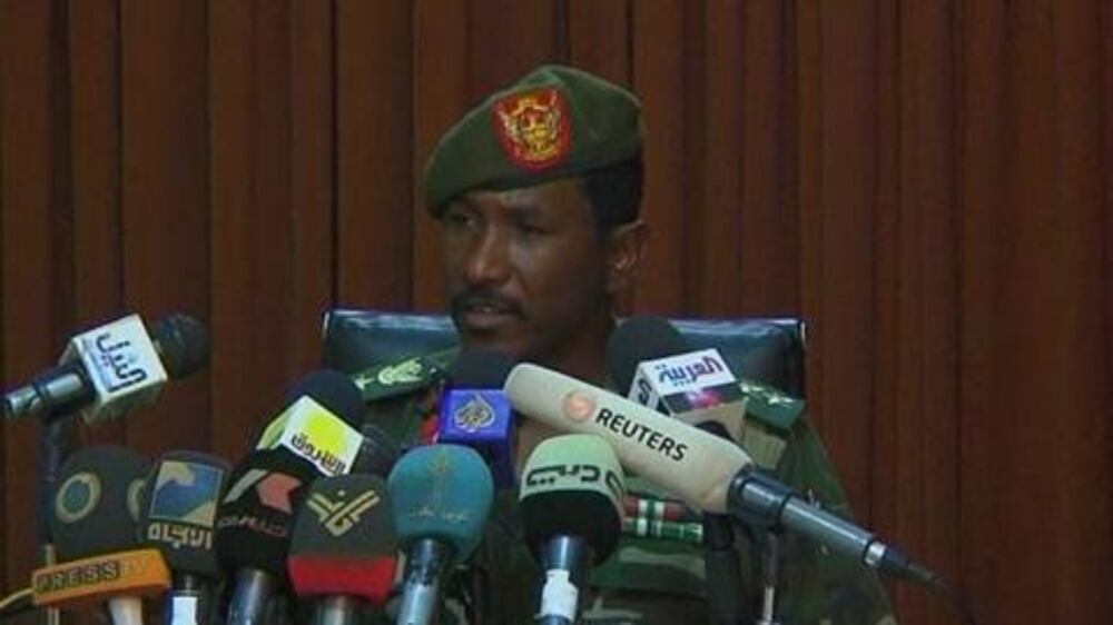 Video: Sudan troops advance to disputed town