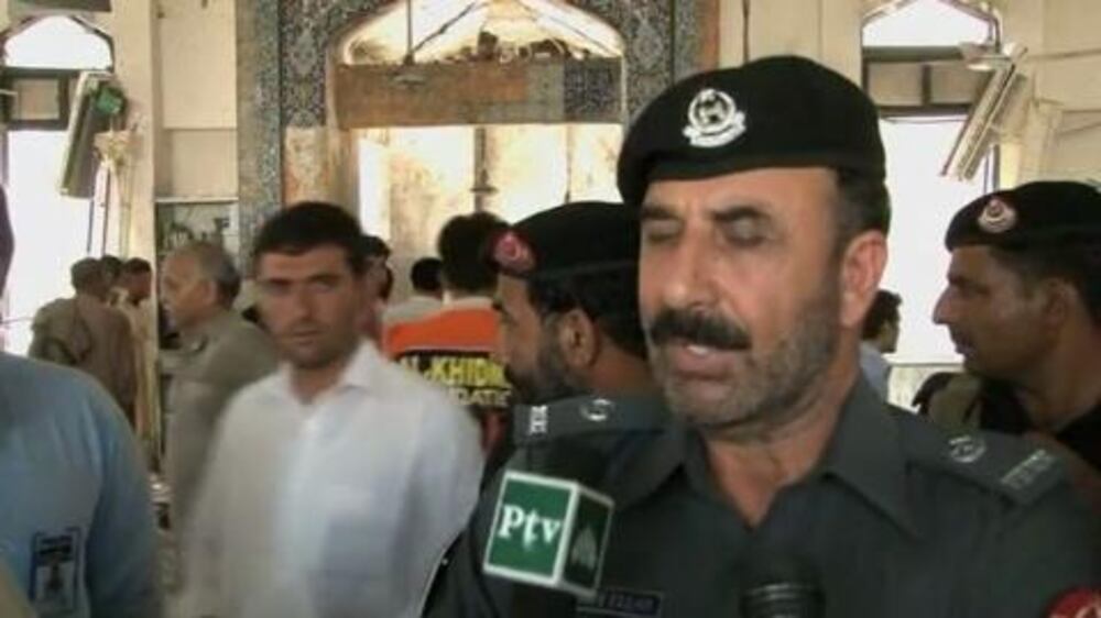 Video: Suicide blast at Pakistan mosque kills at least 14