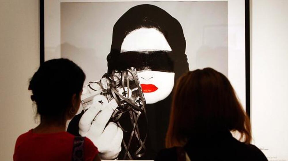 'Private' women's art show in Dubai