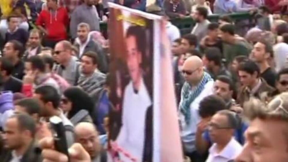 Video: Egypt's Mursi meets judges over power grab