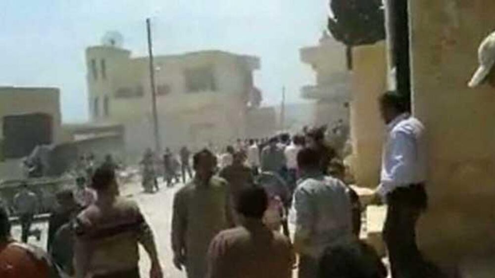 Video: Syria troops attack funeral claim rebels