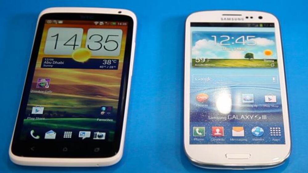 Video: Samsung Galaxy SIII versus HTC One X