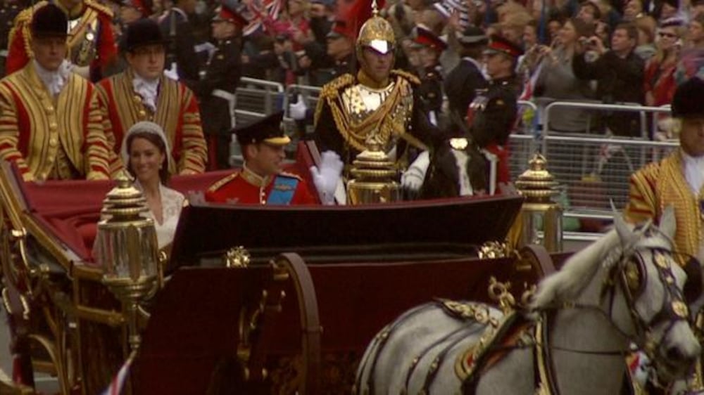 Prince WiIliam and Princess Catherine's royal wedding procession