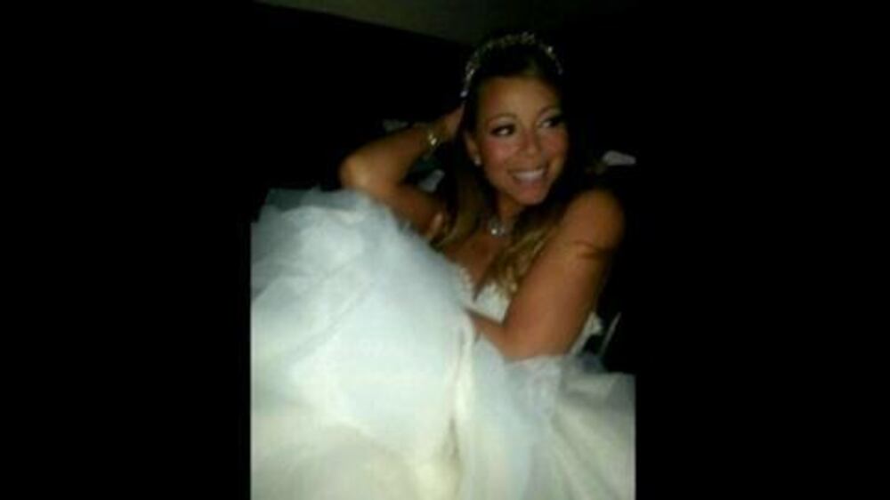 Video: Lohan ready for rehab, Carey has princess wedding