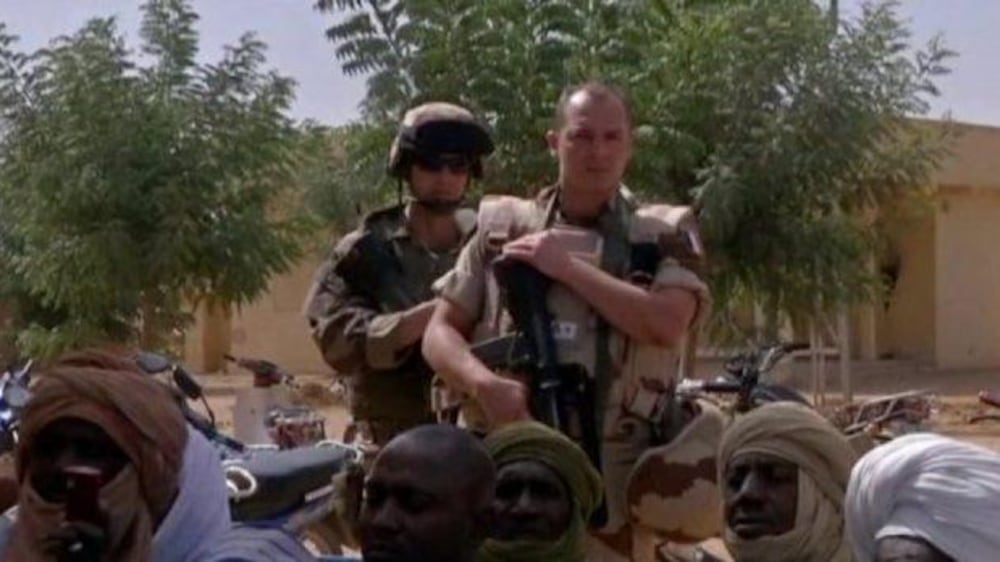 Video: French army reaches out to Mali civilians