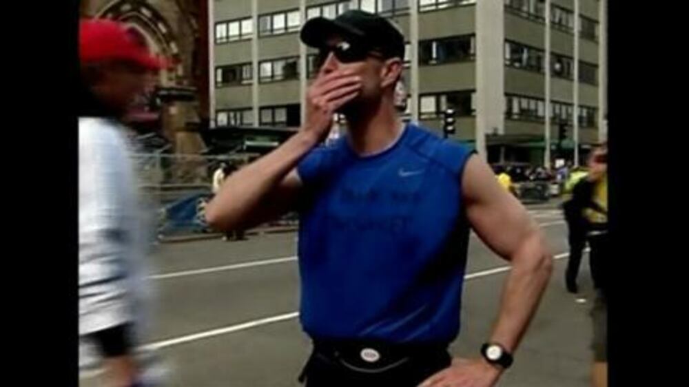 Video: Witnesses describe twin bombings in Boston Marathon