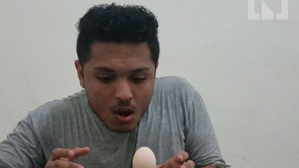 The Yemeni world-record holder for egg balancing