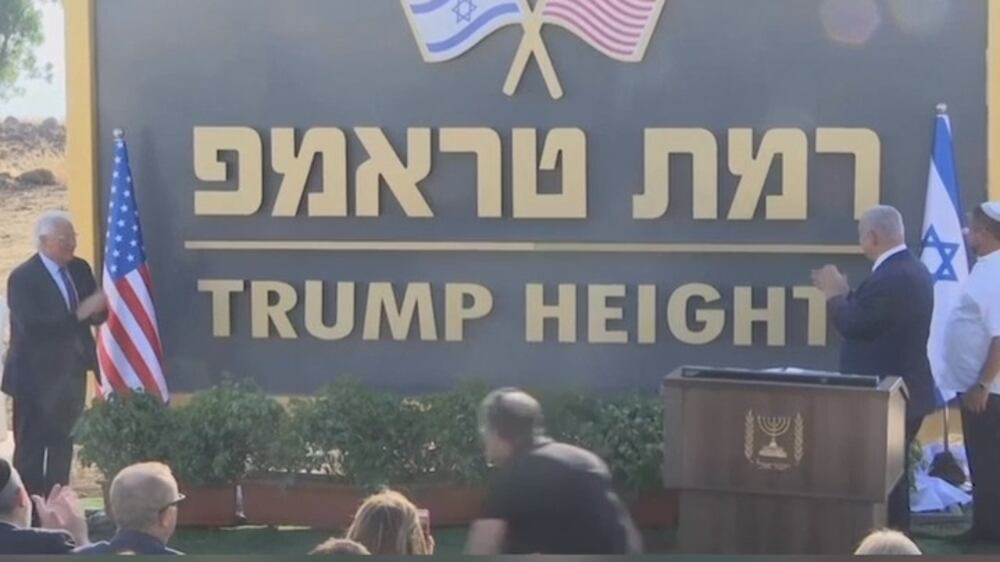 Trump Heights: Israel approves plan for occupied Golan settlement