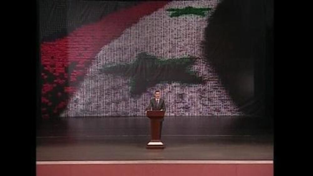 Video: Assad mobbed at rally