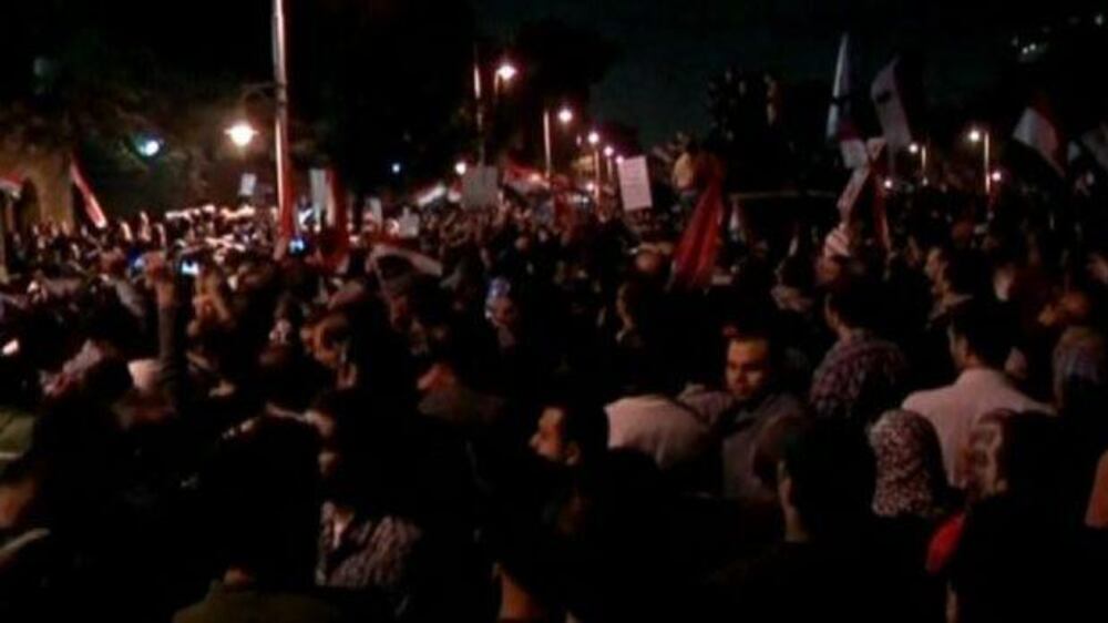 Video: Outcry outside Presidential Palace in Egypt