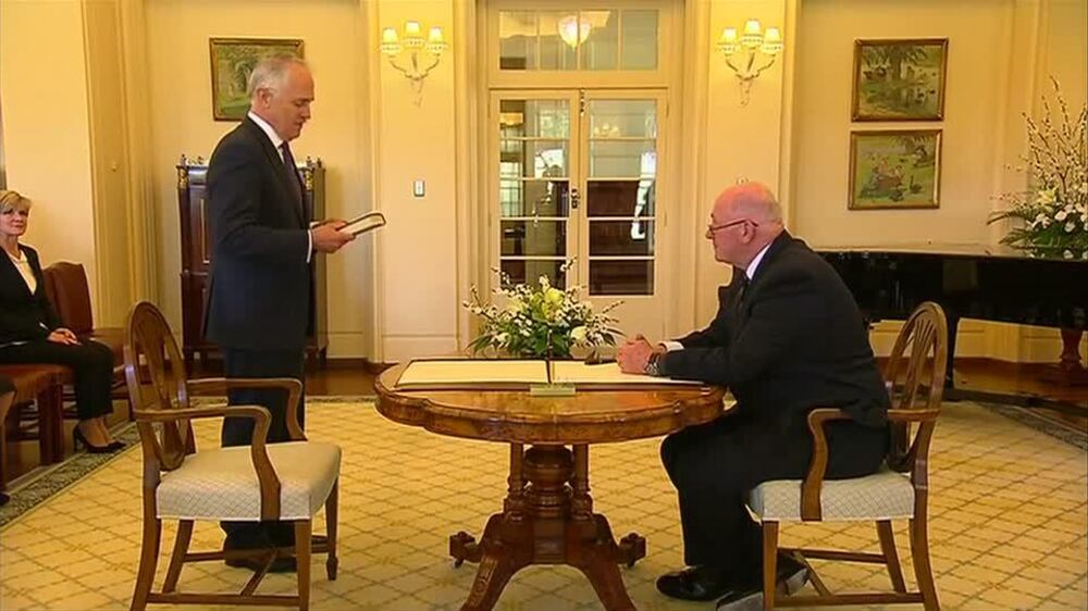 Turnbull sworn in as new Australian prime minister - video