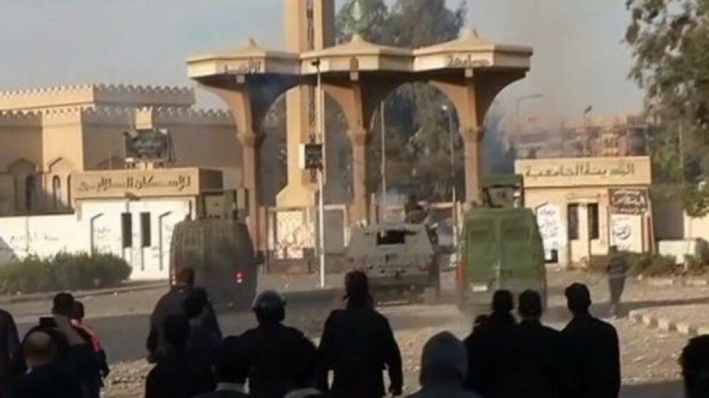 Video: Clashes after Friday prayers in Egypt