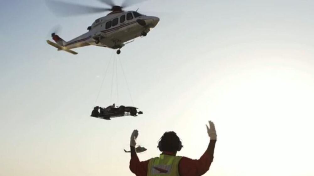 Video: Infiniti Red Bull racing Formula One car flying through Dubai skies