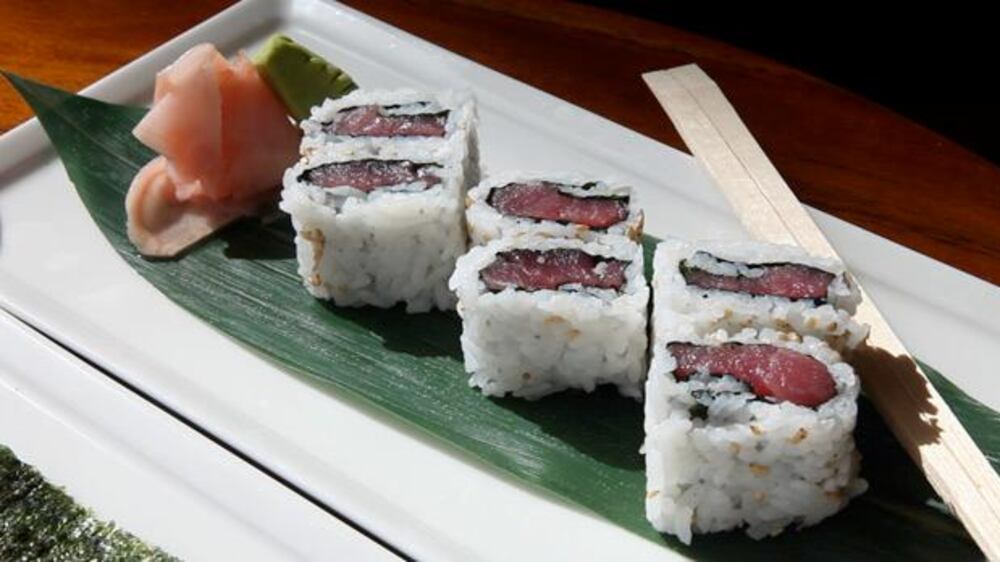 How to make Tuna Sushi roll