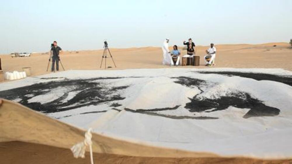 Video: Largest sand painting of Sehikh Zayed