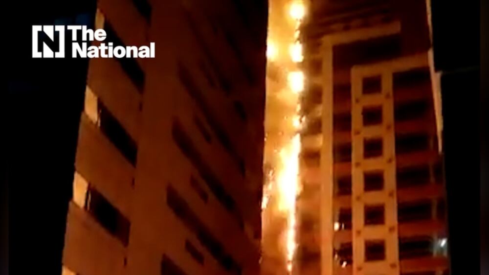 Huge fire breaks out in Abu Dhabi building