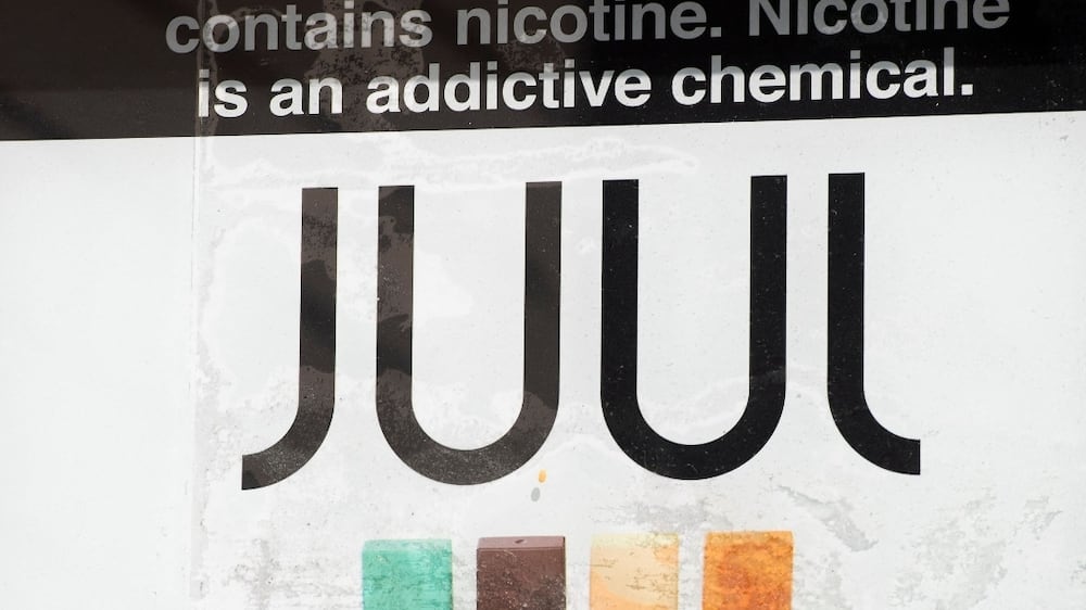 US authorities ban Juul e-cigarettes