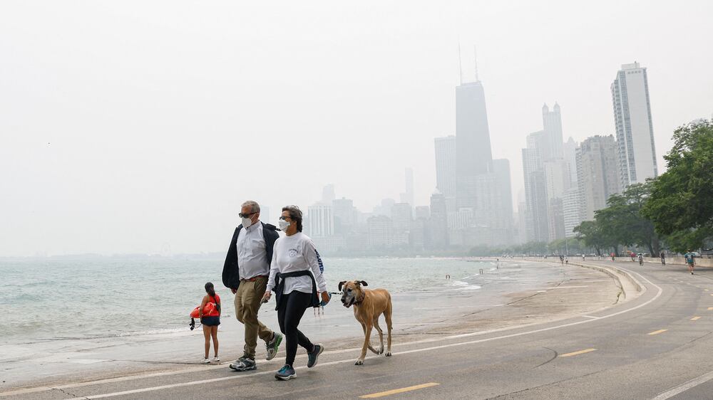 Canada smoke engulfs Chicago