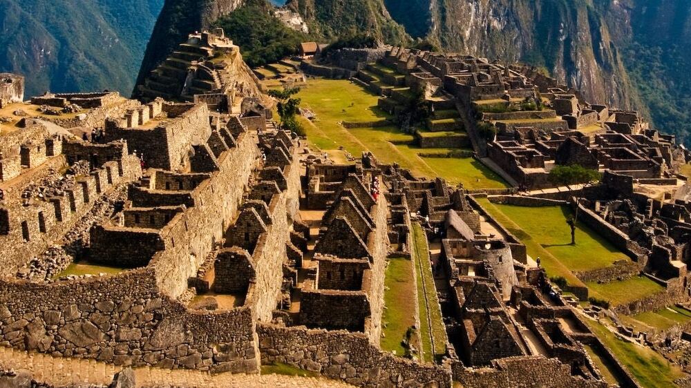 Wildfire threatens Machu Picchu heritage site