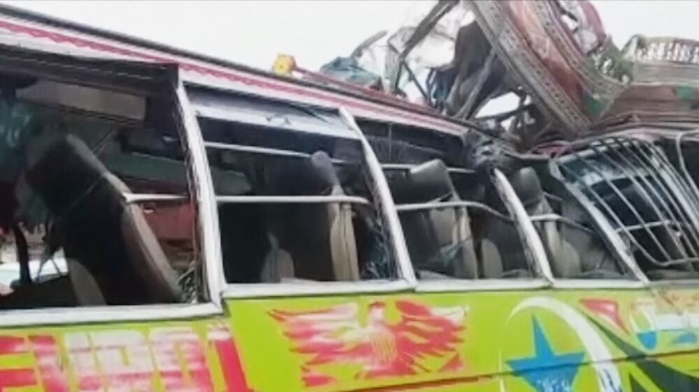 At least 30 dead after bus collides with truck in Pakistan