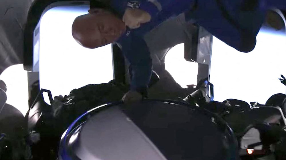 Moment Blue Origin rocket achieves zero gravity