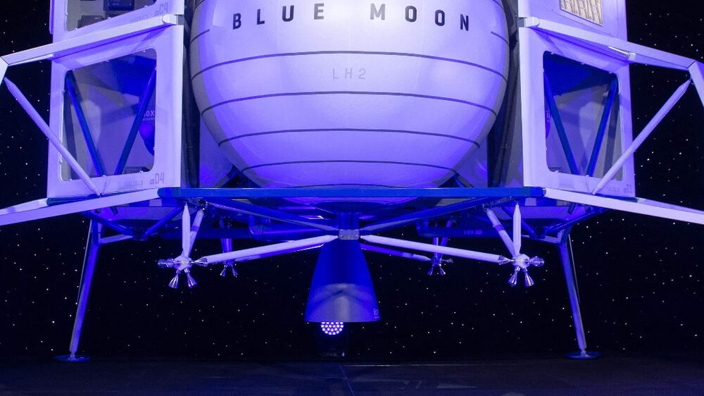 (FILES) In this file photo taken on May 09, 2019 Blue Moon, a lunar landing vehicle, is seen after being announced by Amazon CEO Jeff Bezos during a Blue Origin event in Washington, DC.  - Blue Origin owner Jeff Bezos wrote an open letter to NASA on July 26, 2021, offering a $2 billion discount to allow his company to build a Moon lander.  (Photo by SAUL LOEB  /  AFP)