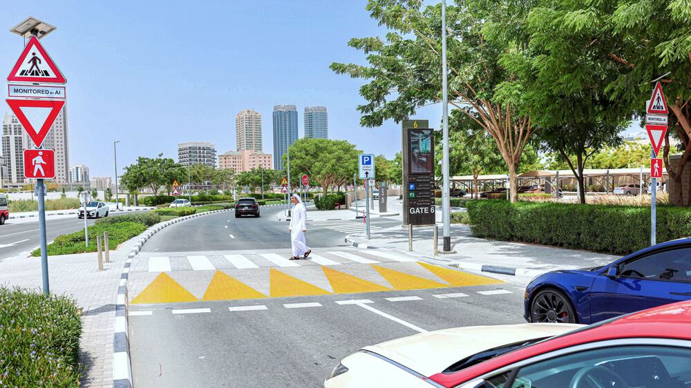This is how AI-powered pedestrian crossings work in Dubai