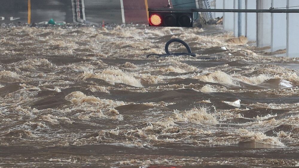Deadly floods hit South Korean capital