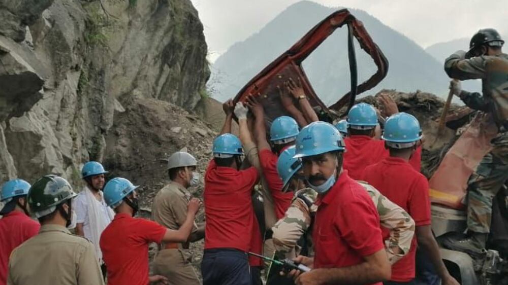 Video captures moments a landslide in India hits a highway, several feared dead