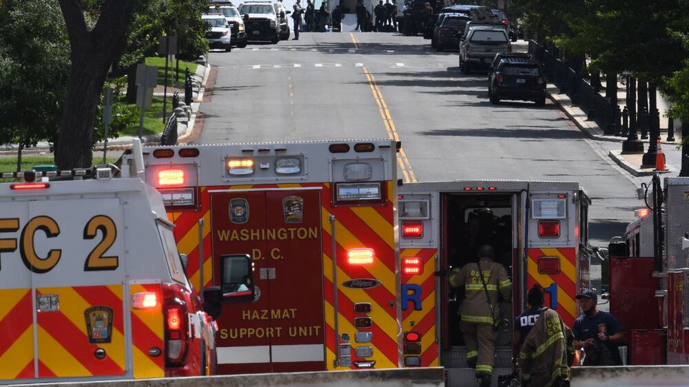 Police investigating bomb threat near US Capitol