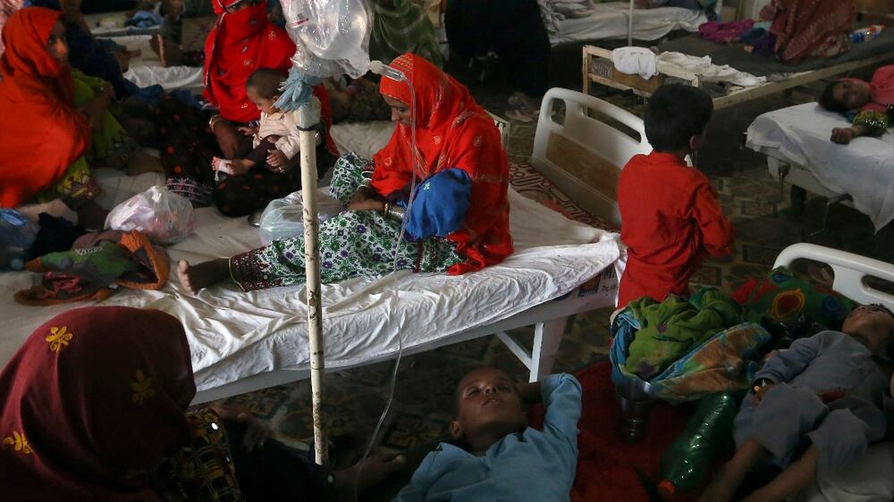 Pakistan hospital overwhelmed by patients after floods