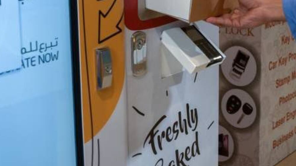 Smart bread-distributing machines in Dubai