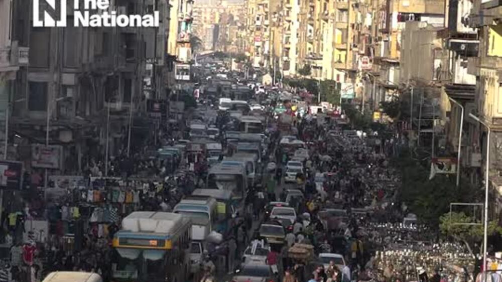 The art of crossing the road in Cairo